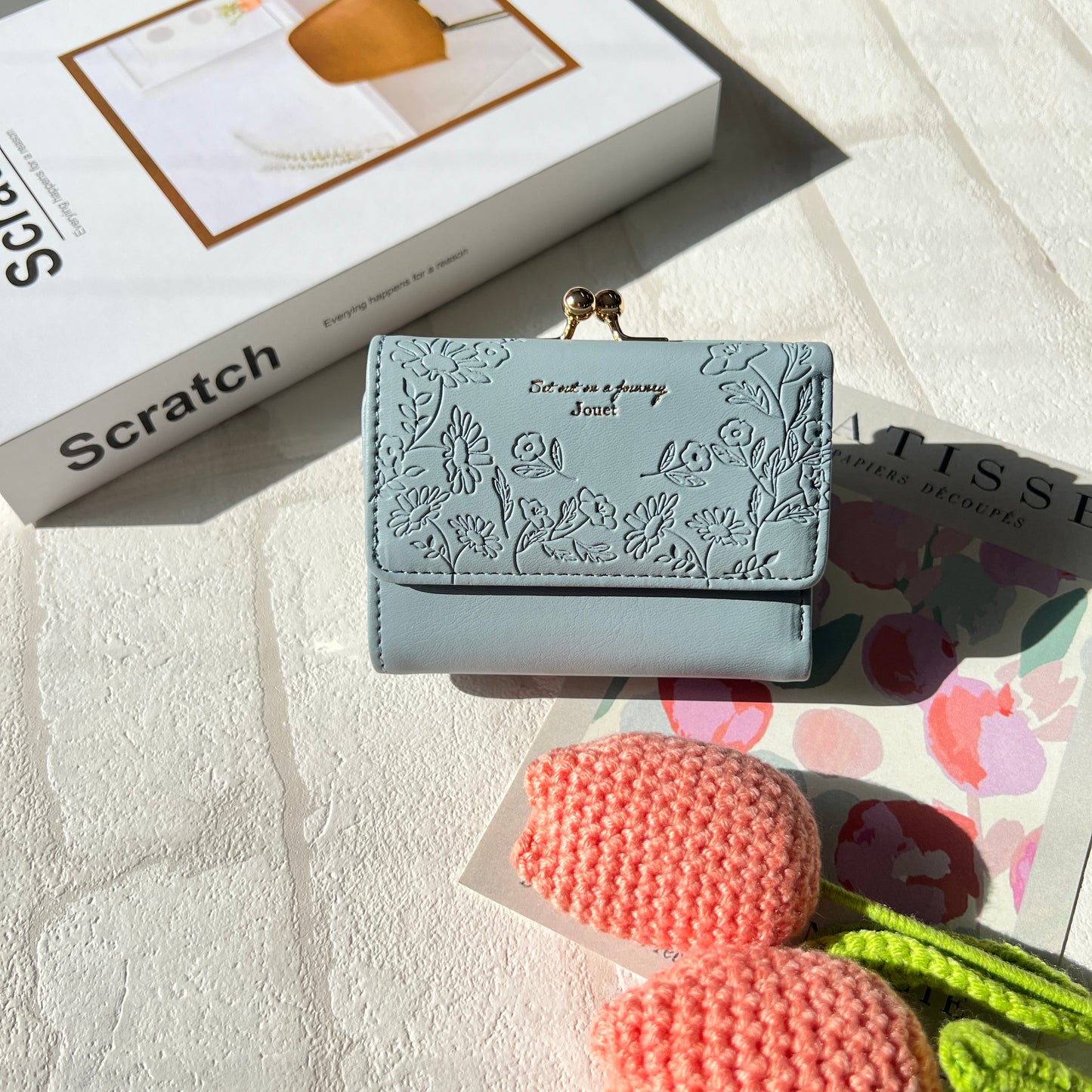J6852 花素押しがま口財布