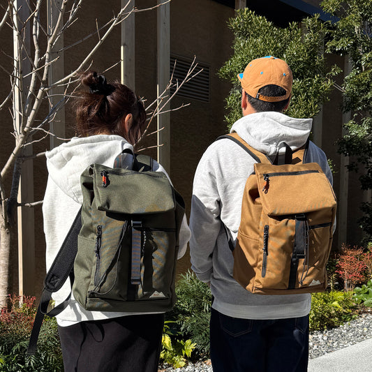 B8203 BODユーティリティーフラップリュック