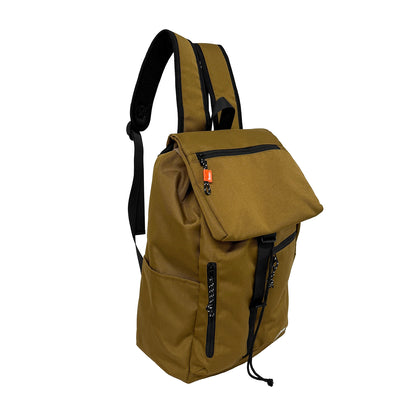 B8203 BODユーティリティーフラップリュック