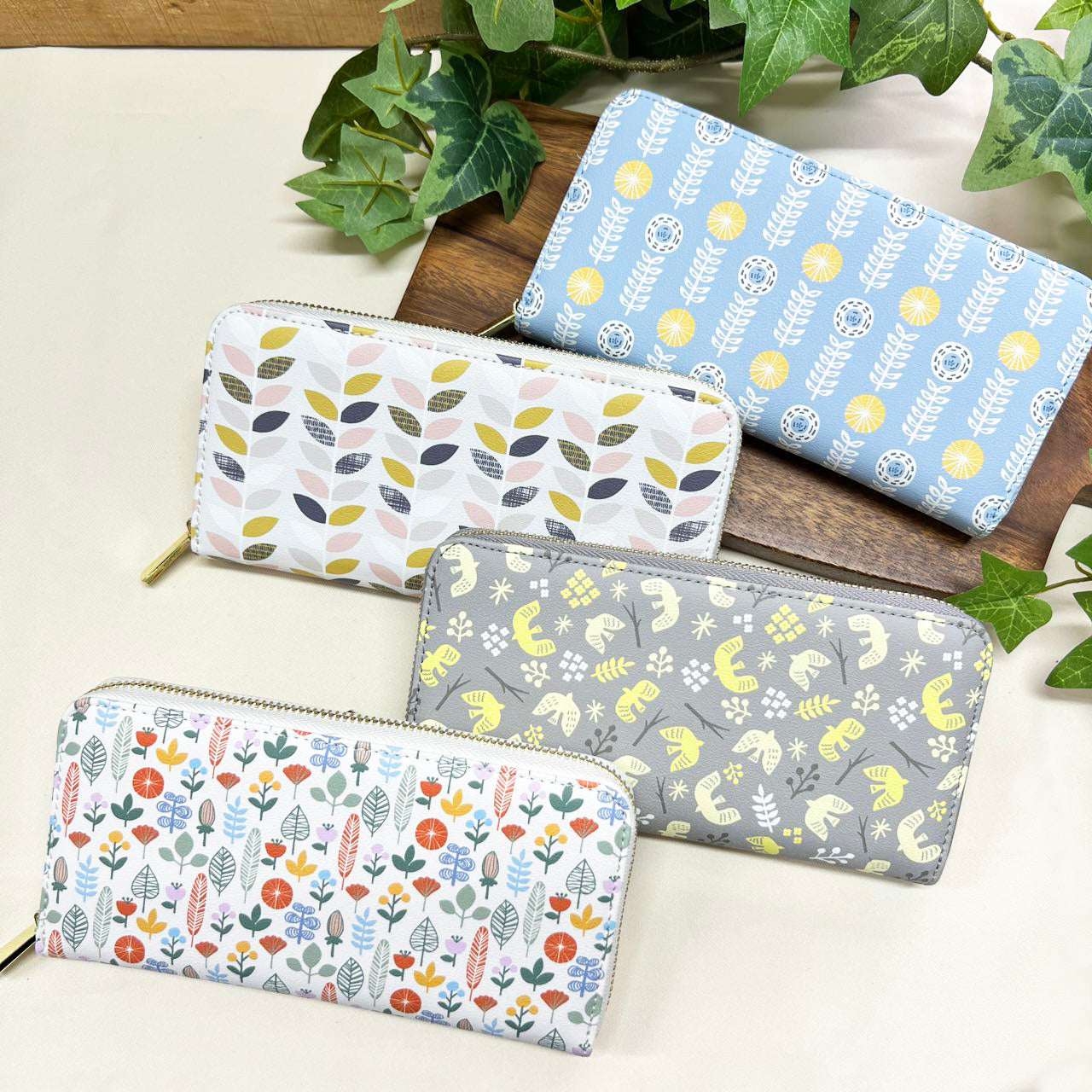 J6922 ランミン長財布