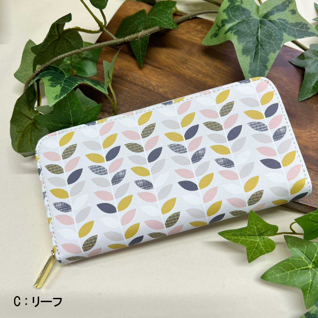 J6922 ランミン長財布