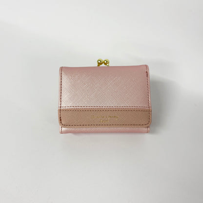 J7361 ラメ角シボ合皮がま口財布
