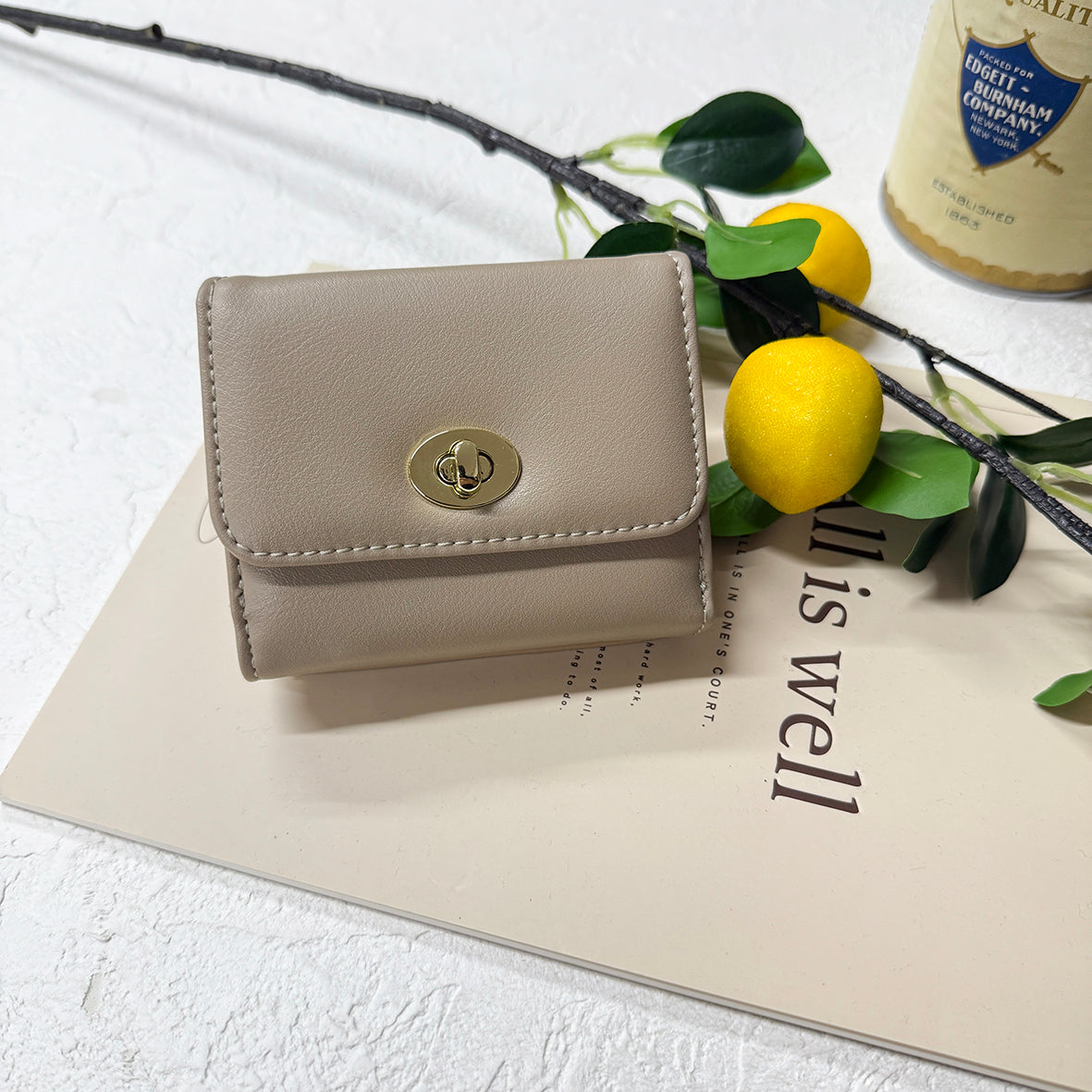 J7471 ひねり金具三つ折り財布