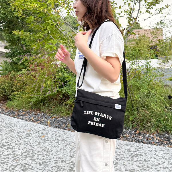 J7521 カレッジロゴミニショルダー