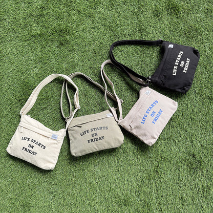 J7521 カレッジロゴミニショルダー