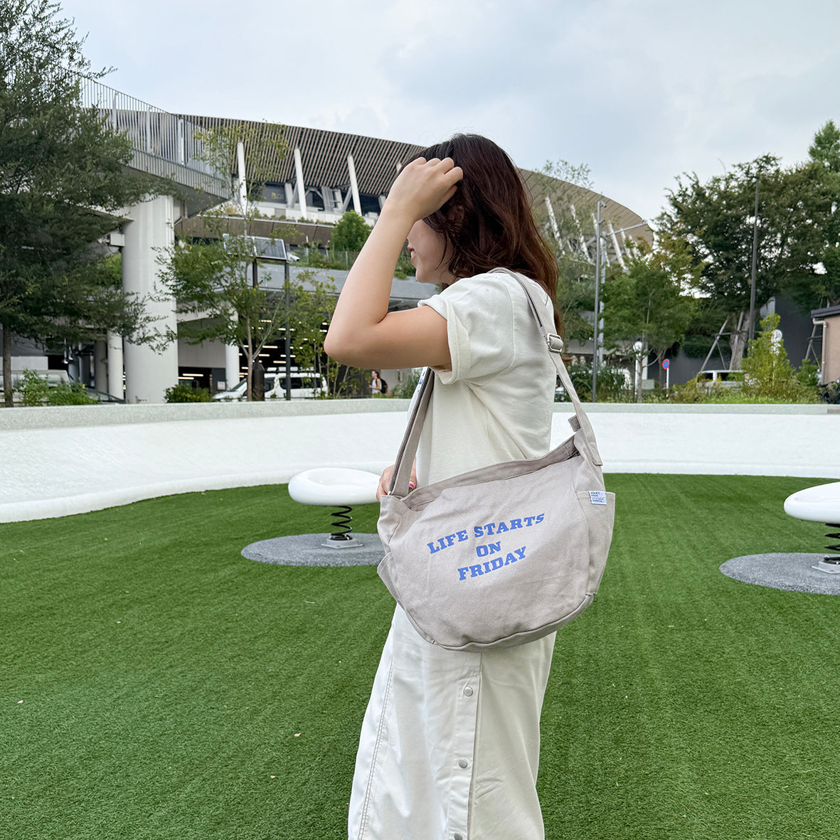 J7522 カレッジロゴショルダー