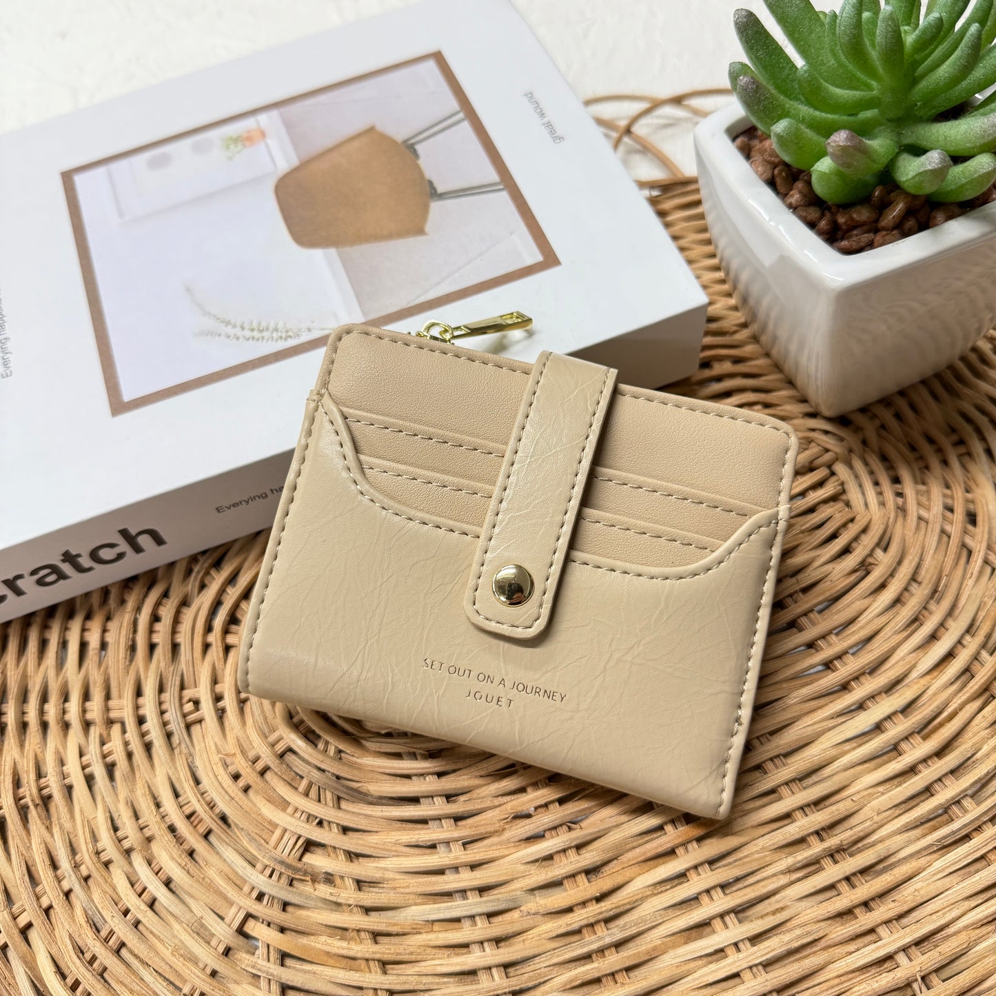 J7551 アウトポケット２つ折り財布