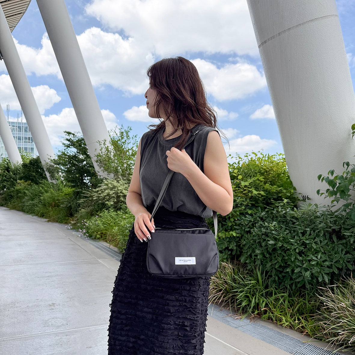 J7561 微光沢5ポケットショルダー