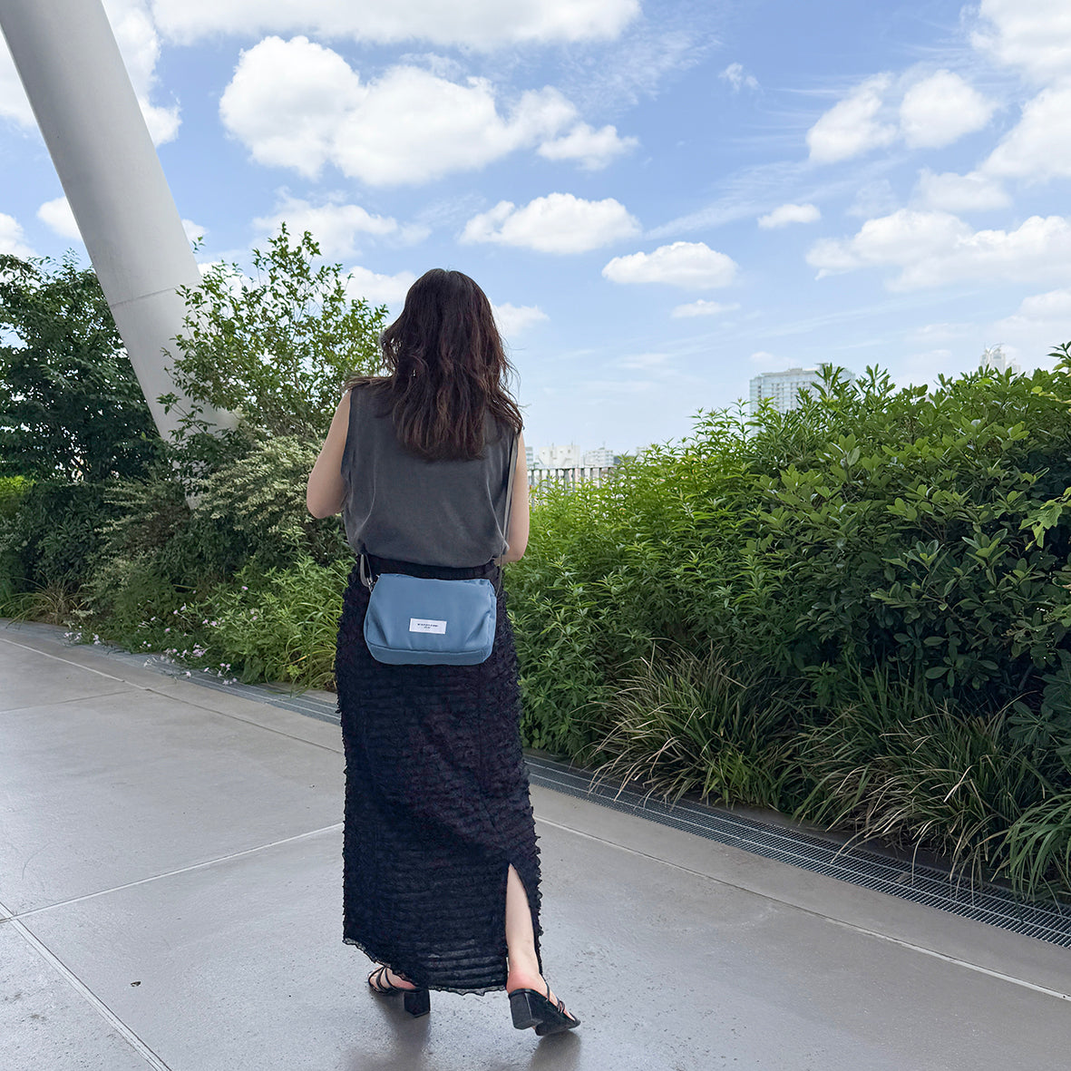 J7561 微光沢5ポケットショルダー