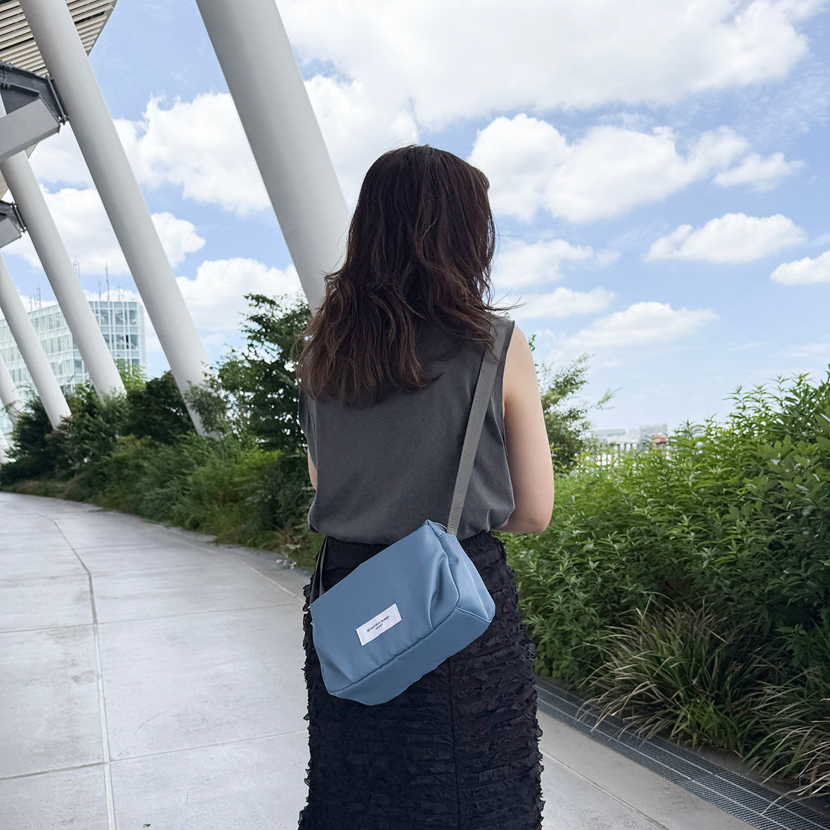 J7561 微光沢5ポケットショルダー