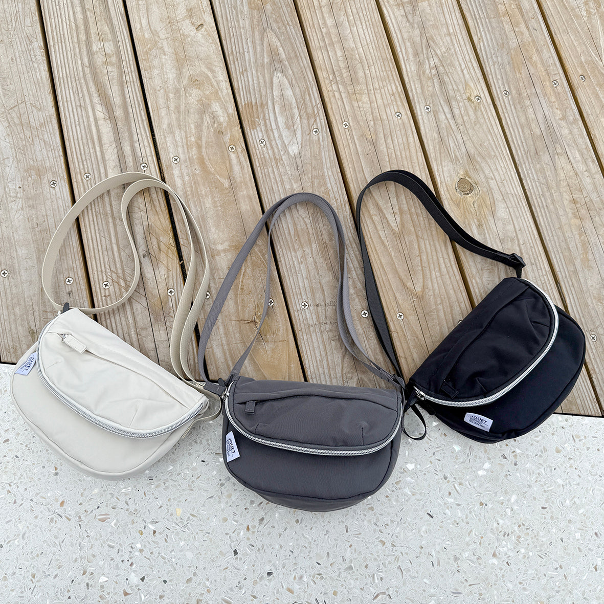 J7581 ハーフムーンミニショルダー