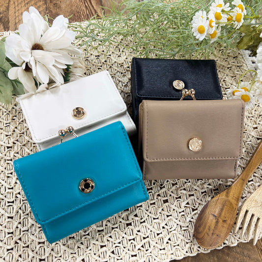 J7631 エンボスカシメがま口財布