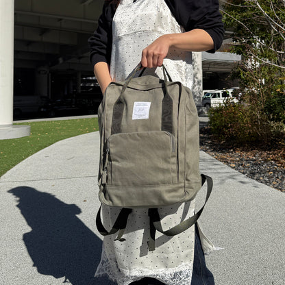 J7691 スクエアキャンバスリュック