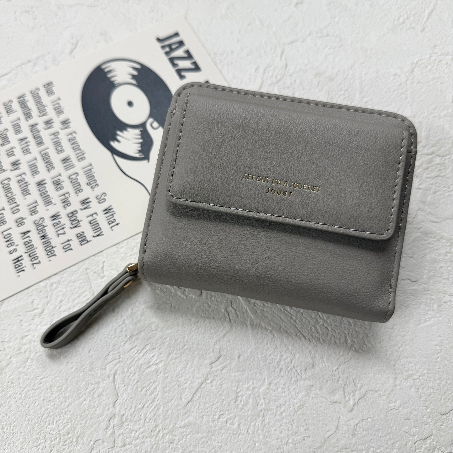 J7731 仕切り２つ折り財布