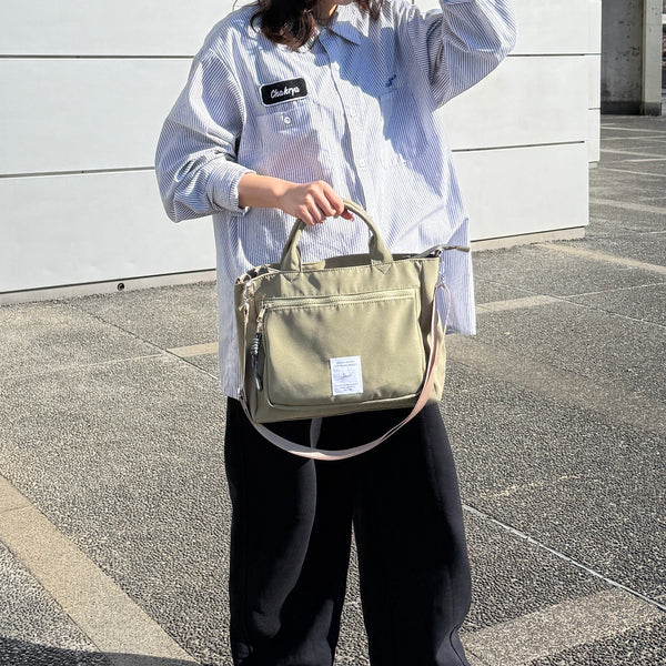 J7742 チャーム付きスクエア2WAYトート