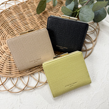 J7801 クロス編み風がま口財布